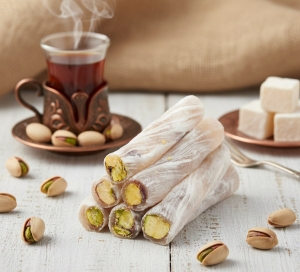 Mastic Gum and Pistachio - Thumbnail